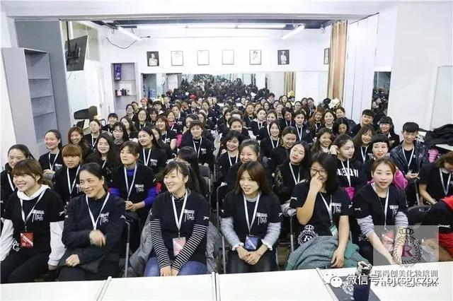 新生開學(xué)：讓平凡的人生，綻放新的光彩！