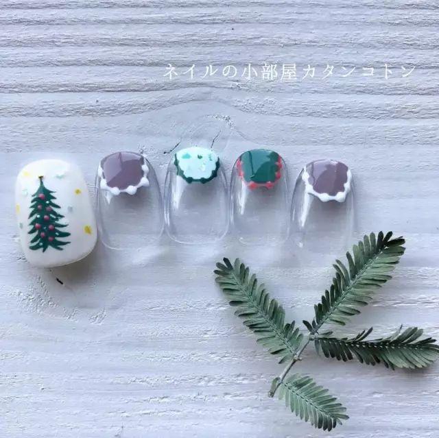 適合春天的小清新美甲，讓指尖成為“限量版”！